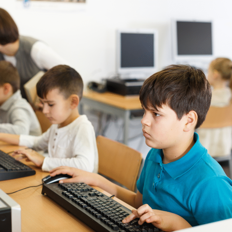 Kids Learning AI-Felix ITs Ahmedabad (3)