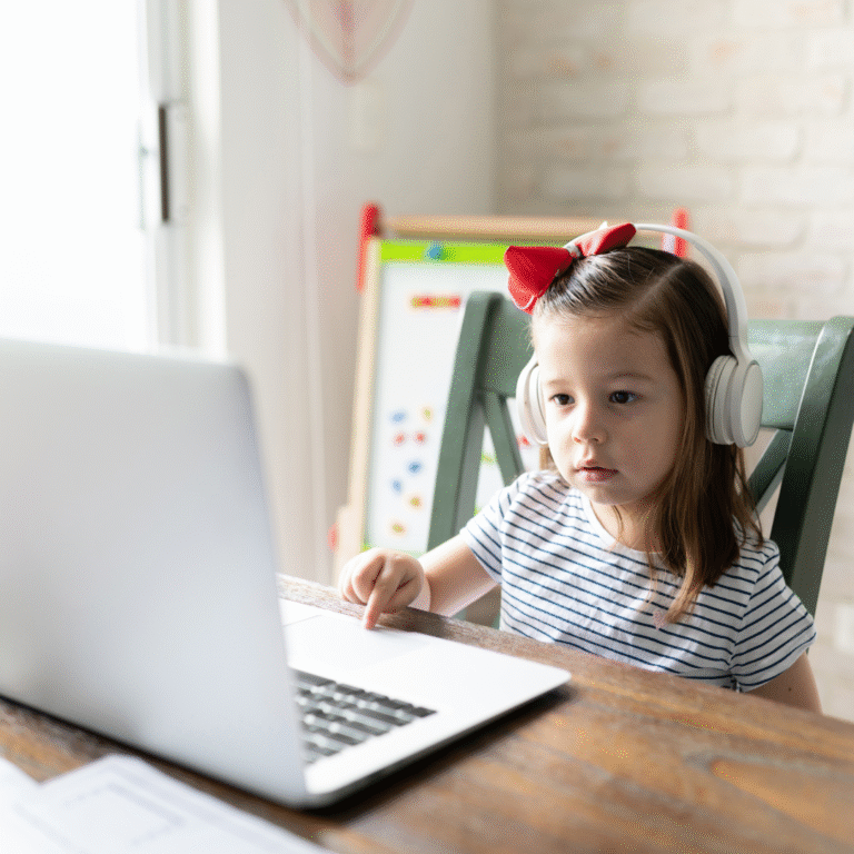 Kids Learning AI-Felix ITs Ahmedabad (4)